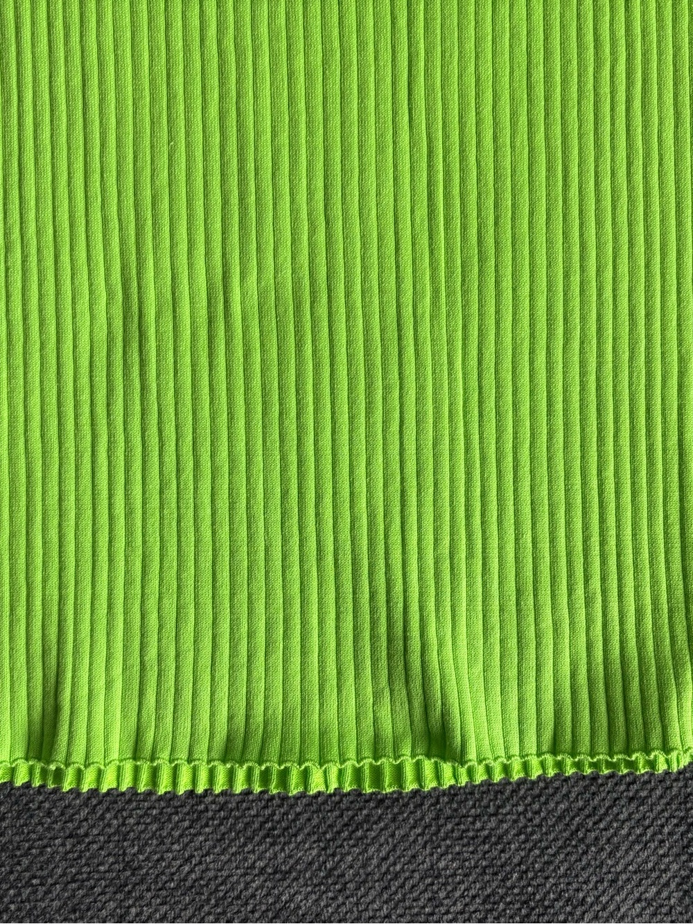 Courrèges Paris Embroidered Logo
Ribbed Dress In Neon Green, size M - Picture 8 of 12